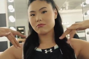 李月汝化了妝拍攝定妝照，也是美美的